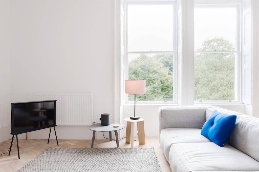 Apartament Spacious Georgian Pad - Free Parking - Walk To Bath Zewnętrze zdjęcie